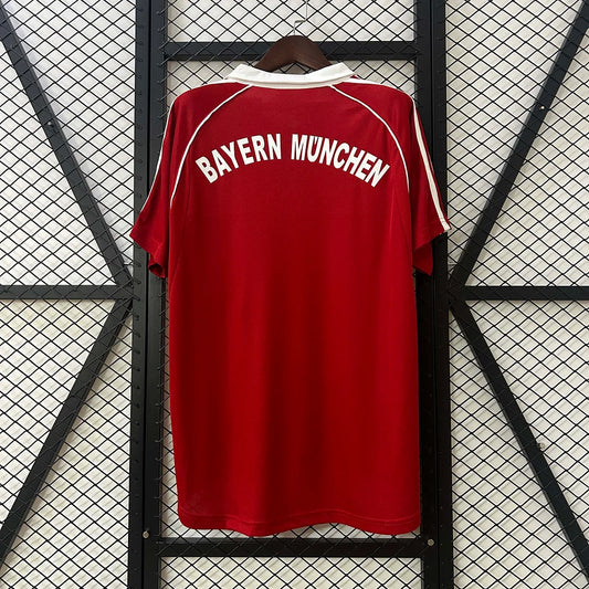 2005/2006 Retro Bayern Munich Home Football Jersey