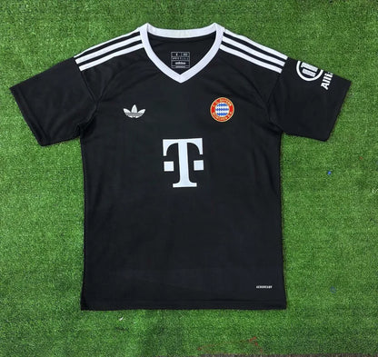 2024/2025 Bayern Munich Goalkeeper Football Jersey