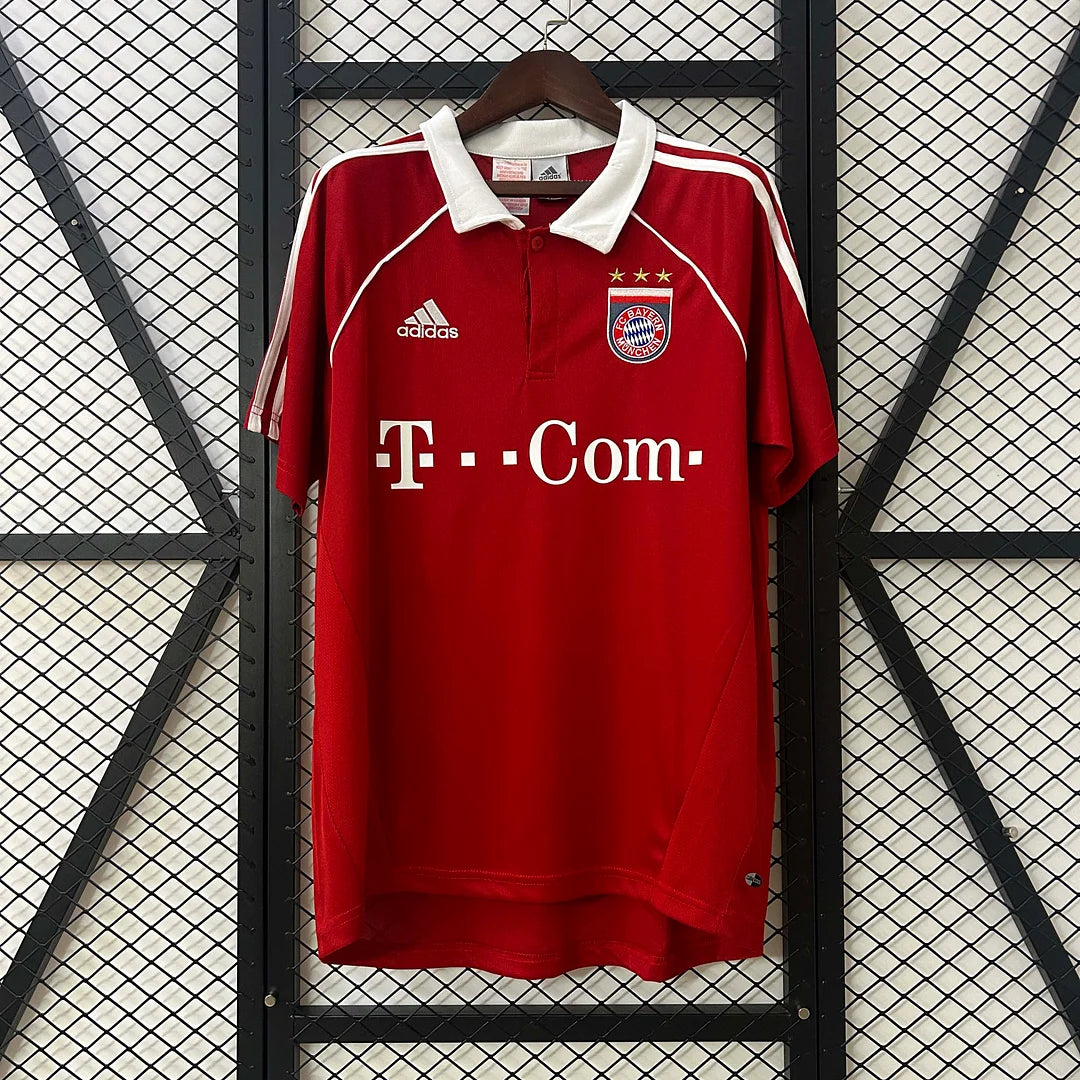 2005/2006 Retro Bayern Munich Home Football Jersey